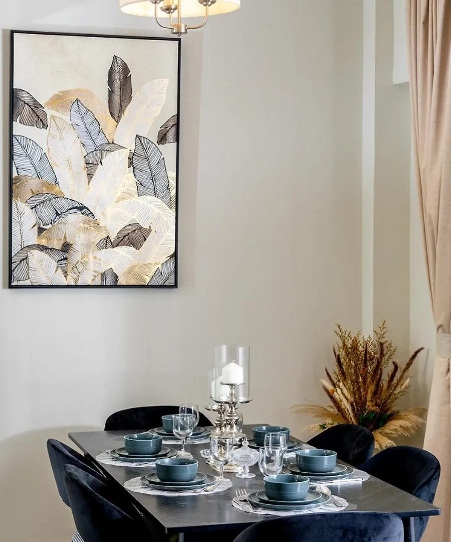 2Br Apartment In Dubai In Jvc Near Circle Mall 0*,